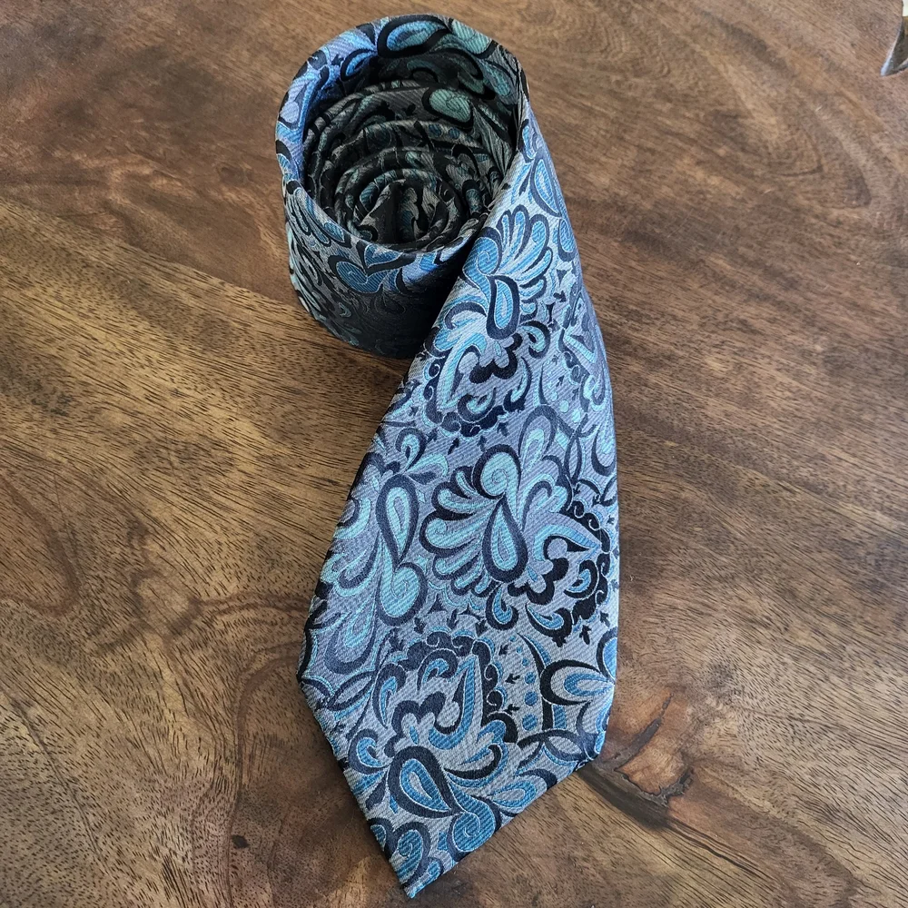 Van Heusen Teal and Black Paisley Tie